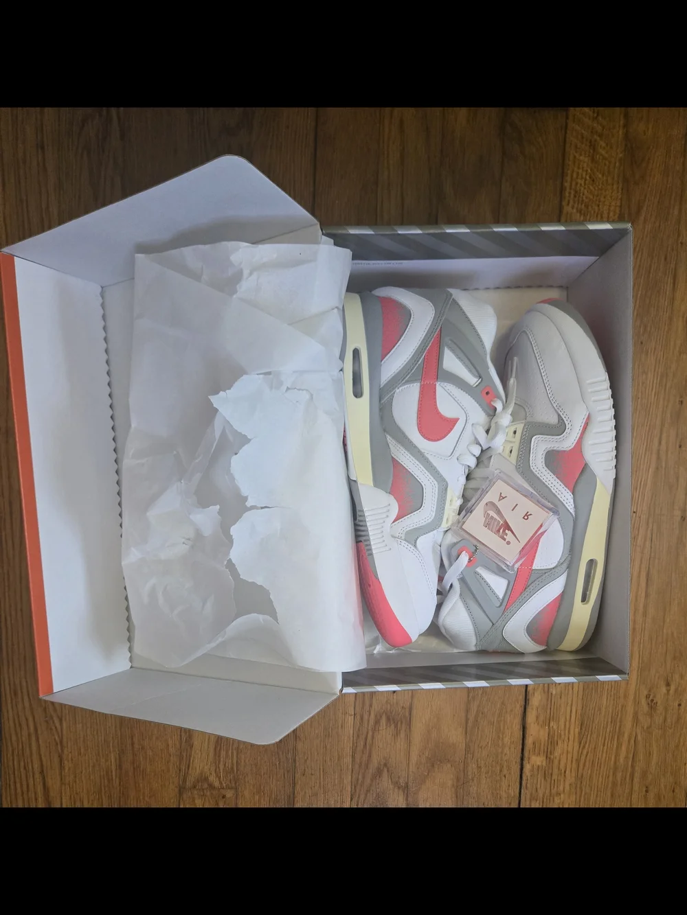 Nike Men's Air Tech Challenge 2 - Picture 7 of 8